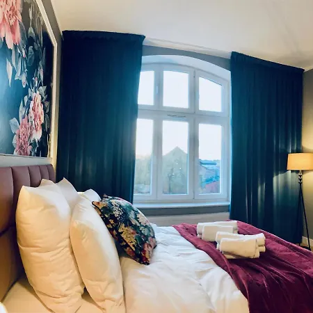 Good Bed - Luxury Flower Central Apartmán